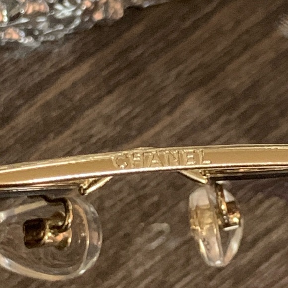 CHANEL Quilted Lambskin Aviator Sunglasses - Picture 16 of 16